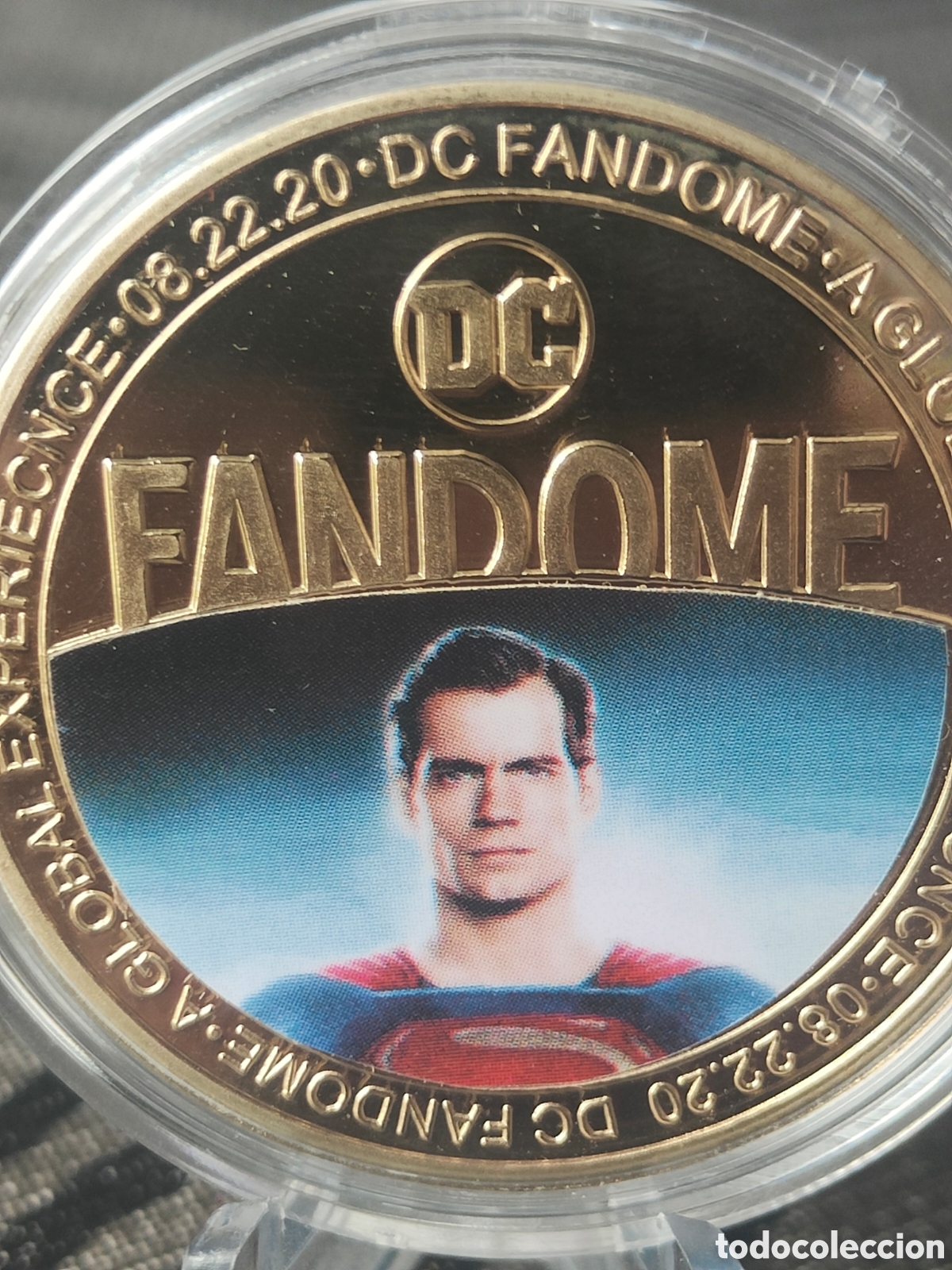 Reproducciones billetes y monedas: Superman moneda conmemorativa - Foto 2