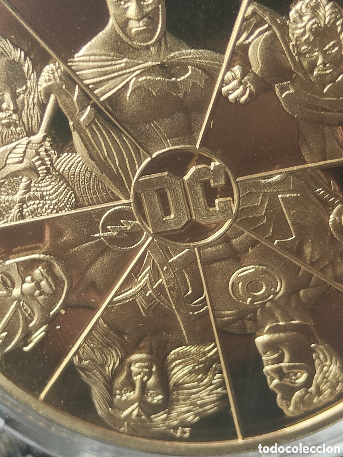 Reproducciones billetes y monedas: Superman moneda conmemorativa - Foto 6