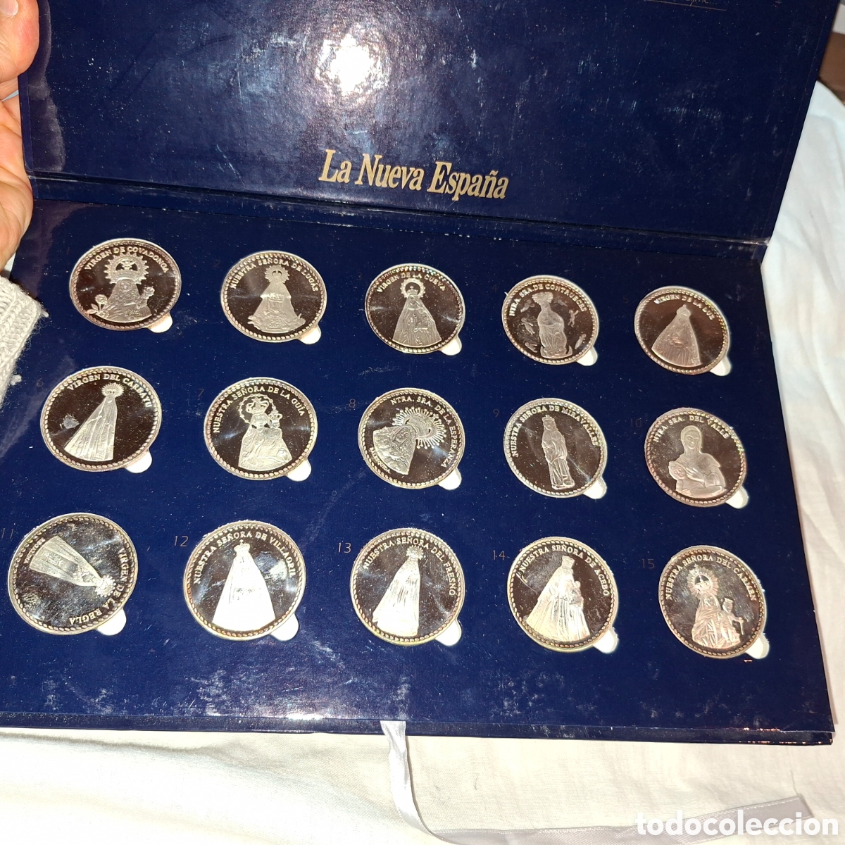 Reproducciones billetes y monedas: MONEDAS CONMEMORATIVAS DE LAS VIRGENES Y SANTUARIOS DE ASTURIAS.LA NUEVA ESPA&Ntilde;A