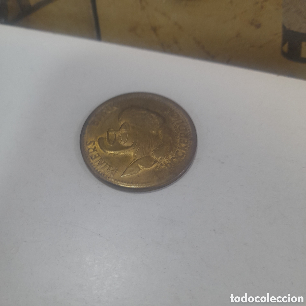 Reproducciones billetes y monedas: Moneda Disney: Rockeduck