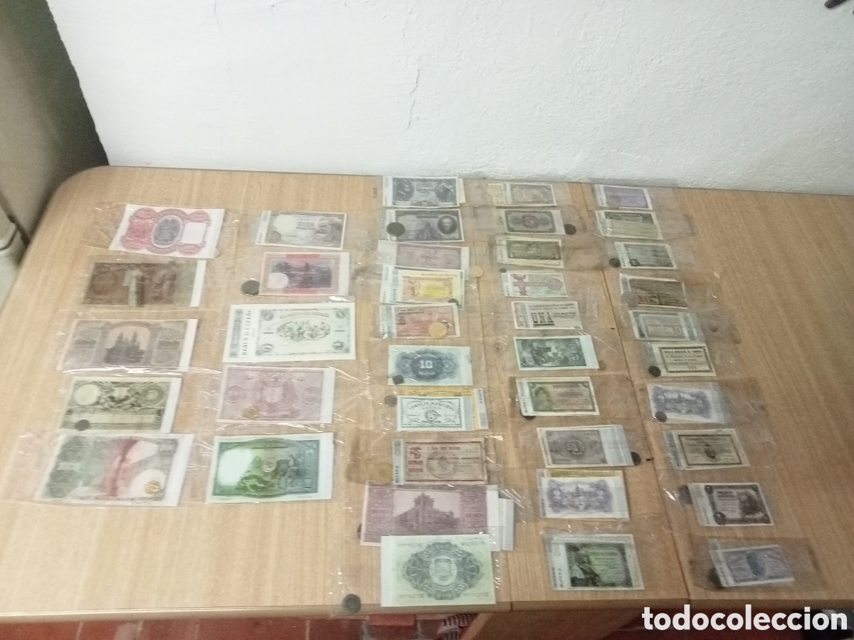 Reproducciones billetes y monedas: 40 reproducci&oacute;nes billetes antiguos