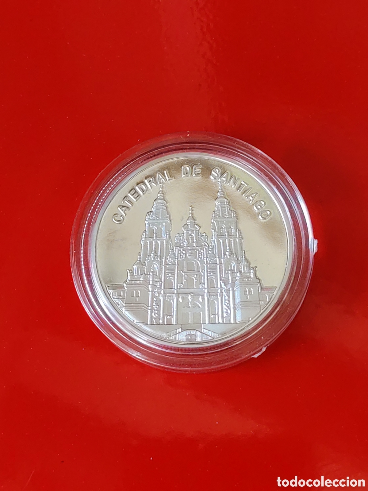 Reproducciones billetes y monedas: Moneda conmemorativa catedral de Santiago