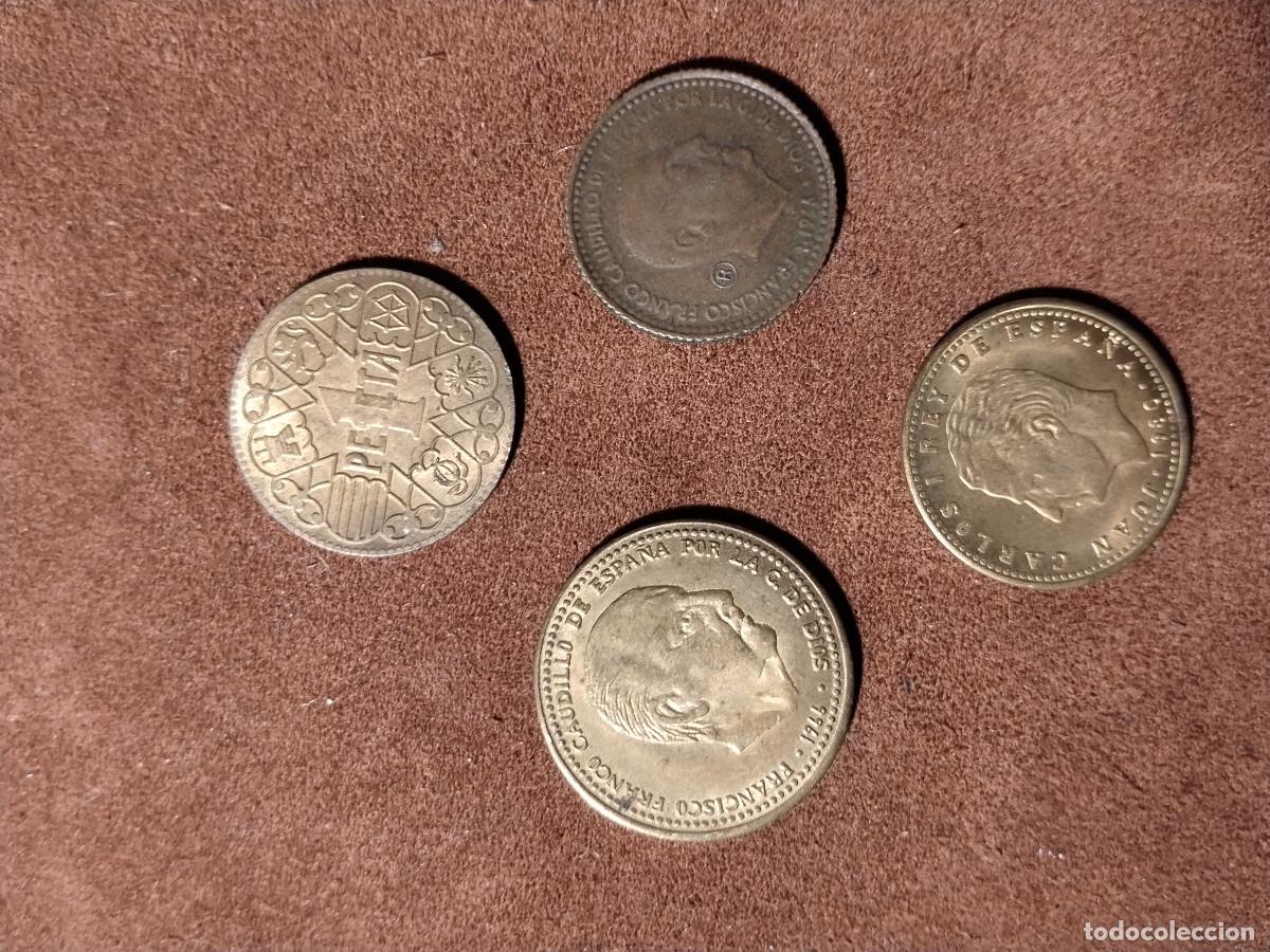 Reproducciones billetes y monedas: Lote de 4 reproducciones de monedas de 1 peseta de Franco