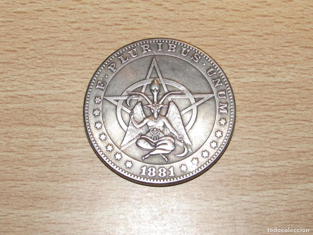 Reproducciones billetes y monedas: Moneda creativa g&oacute;tica pent&aacute;gono demonio diablo cabra Baphomet y &aacute;guila d&oacute;lar Morgan