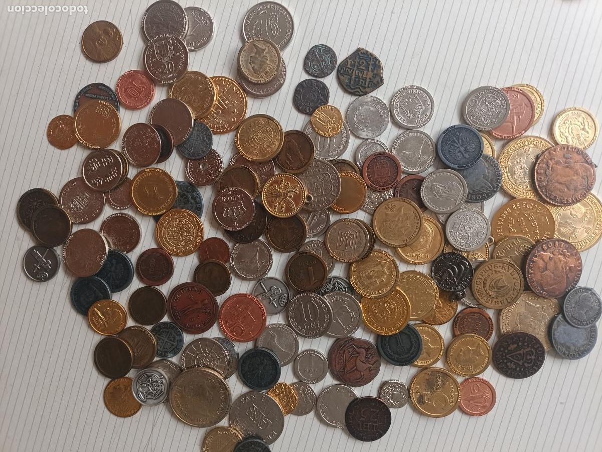 Reproducciones billetes y monedas: 130 reproducciones de monedas