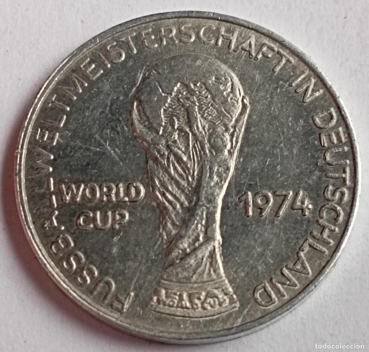 Reproducciones billetes y monedas: Moneda token Mundial de F&uacute;tbol (World Cup) 1974 DDR