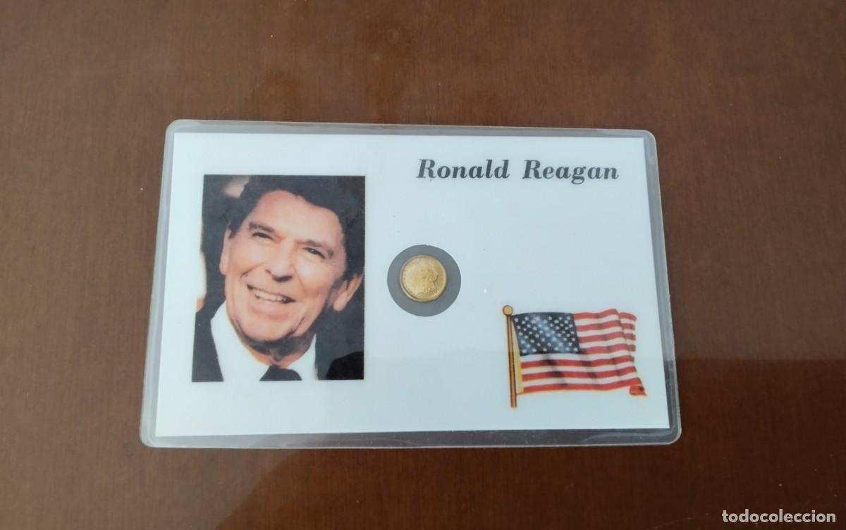 Reproducciones billetes y monedas: TARJETA CONMEMORATIVA CON MONEDA RONALD REAGAN