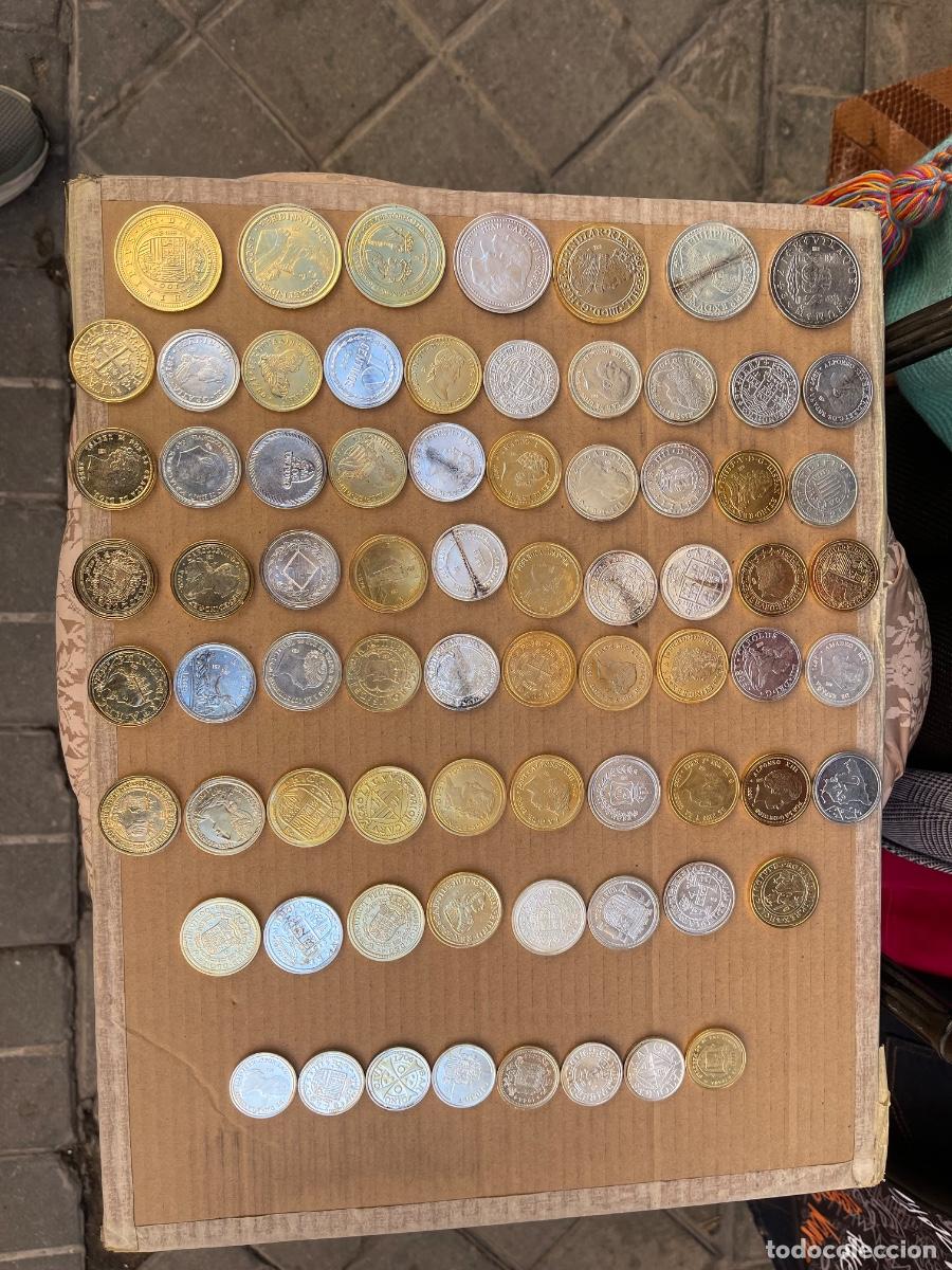 Reproducciones billetes y monedas: DEL REAL A LA PESETA UN PASEO A TRAV&Eacute;S DE 40 PIEZAS ACU&Ntilde;ADAS POR LA FNMT EN PLATA Y ORO