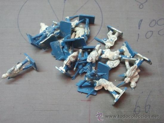 Reproducciones figuras de acci&oacute;n: figuras airfix - Foto 1