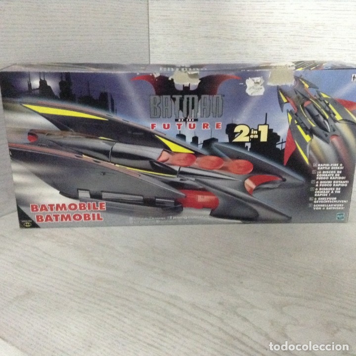 Reproducciones figuras de acci&oacute;n: Batmobile,HASBRO. - Foto 1