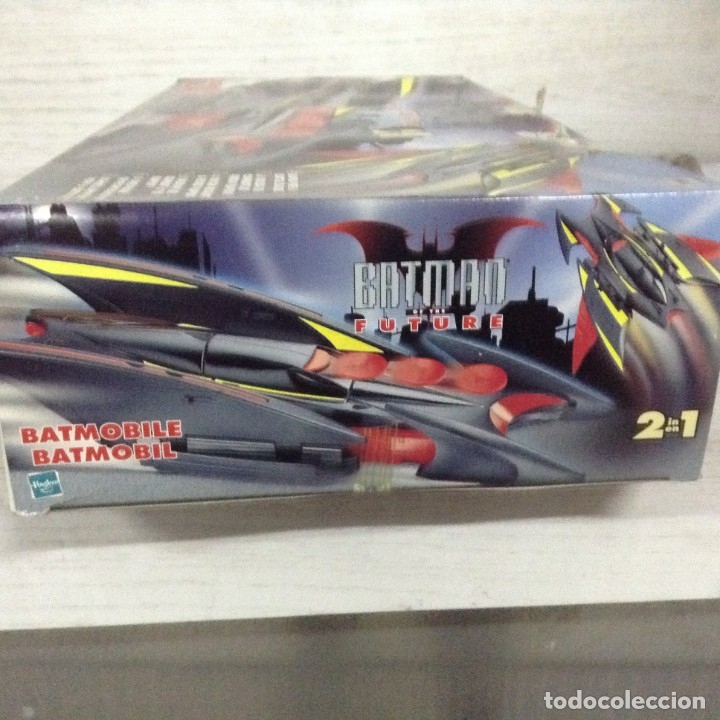 Reproducciones figuras de acci&oacute;n: Batmobile,HASBRO. - Foto 3