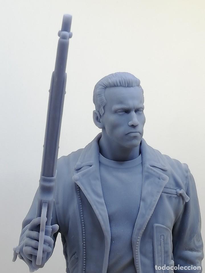 Reproducciones figuras de acci&oacute;n: TERMINATOR T-800 - Foto 3