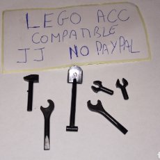 Reproducciones Figuras de Acción: LOTE 10 HERRAMIENTAS PALA LLAVE MARTILLO LEGO COMPATIBLE. Lote 237402195