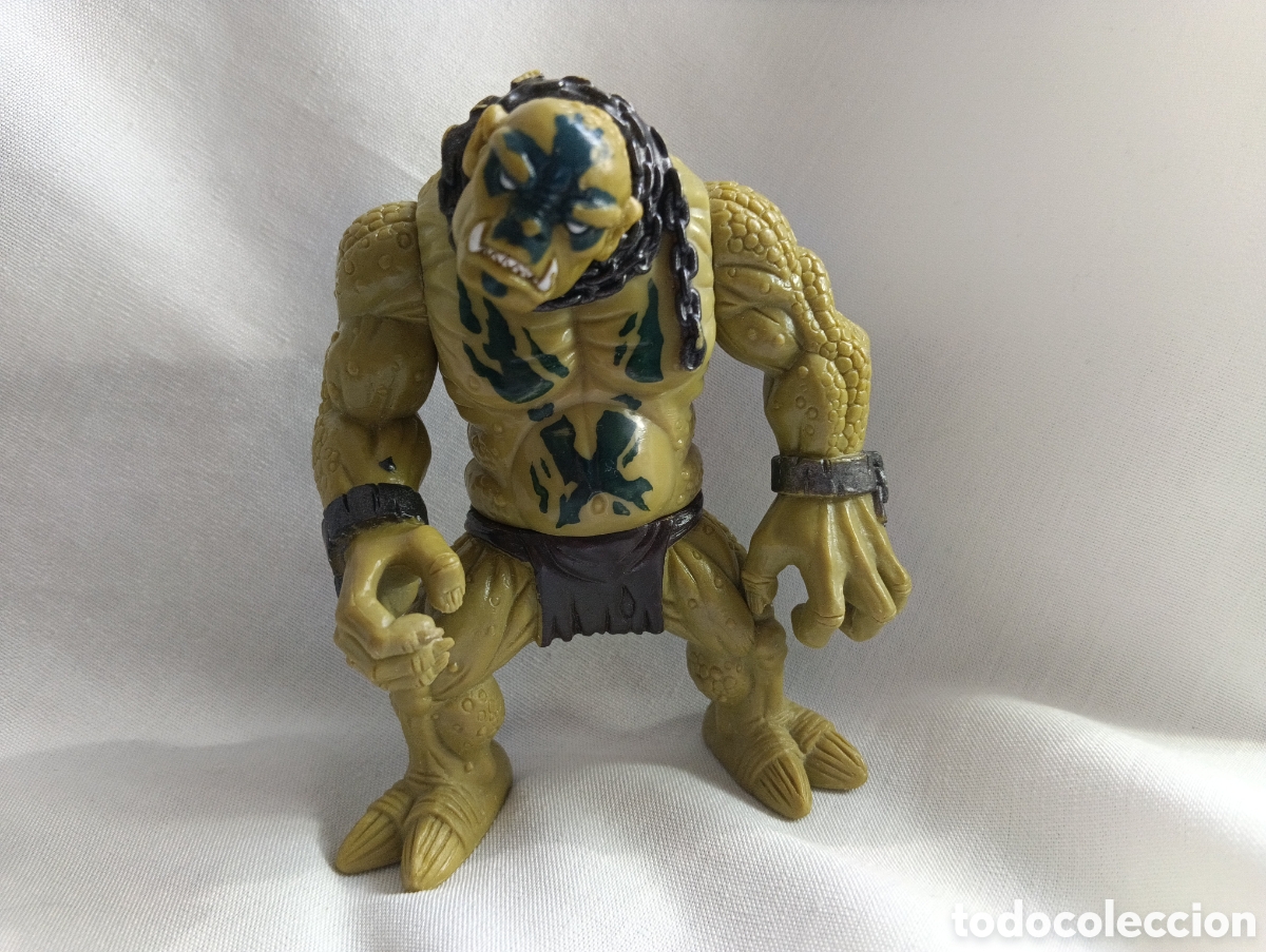 Reproducciones Figuras de Acci&oacute;n: Trol de las cavernas. Se&ntilde;os de los anillos. Bootleg. 10cm