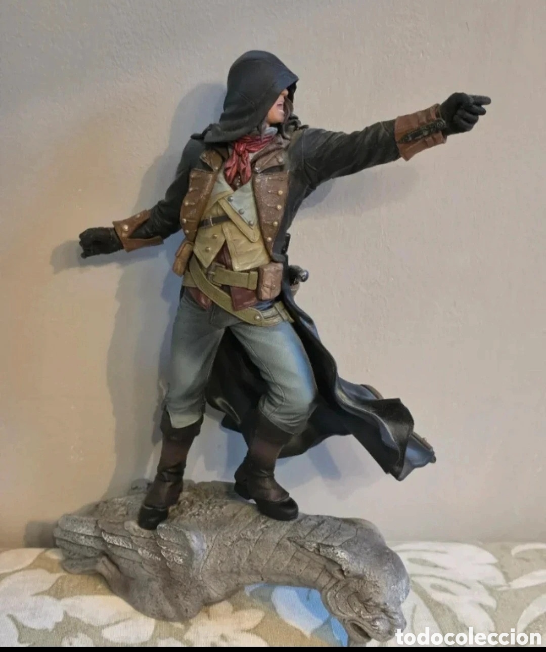 Reproducciones figuras de acci&oacute;n: Figura Arno The Fearless Assassin - Assassin's Creed Unity - Ubicollectibles (Sin caja)