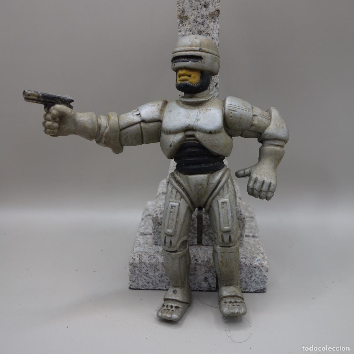 Reproductions of Action Figures: FIGURA ROBOCOP BOOTLEG