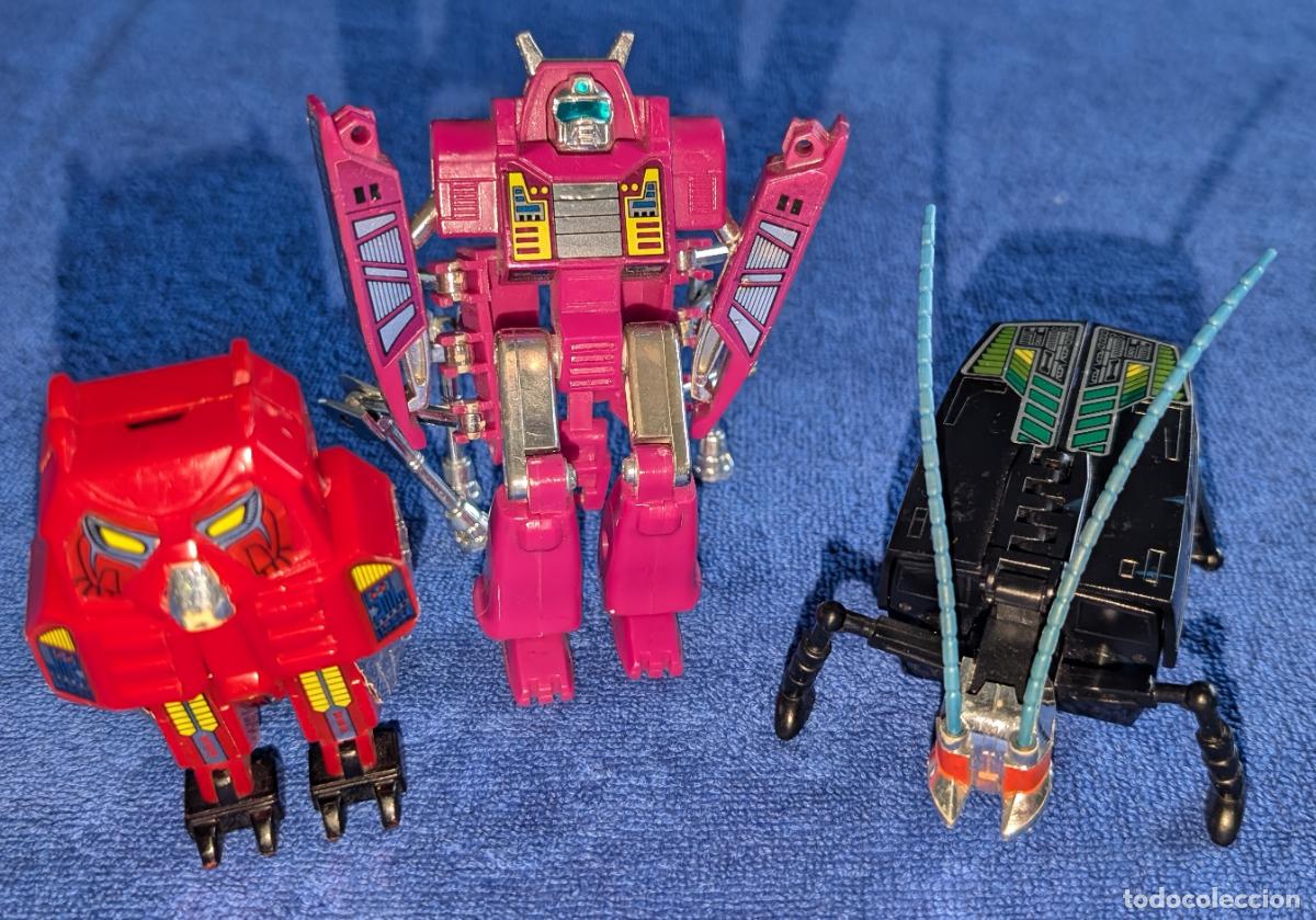 Reproducciones figuras de acci&oacute;n: Lote de robots transformers - Convertors Insectors (1984)