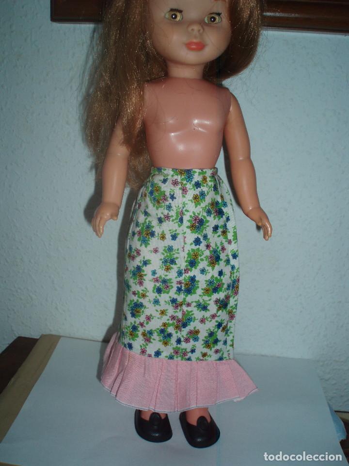 Reproducciones mu&ntilde;ecas espa&ntilde;olas: falda para nancy sin etiqueta - Foto 1