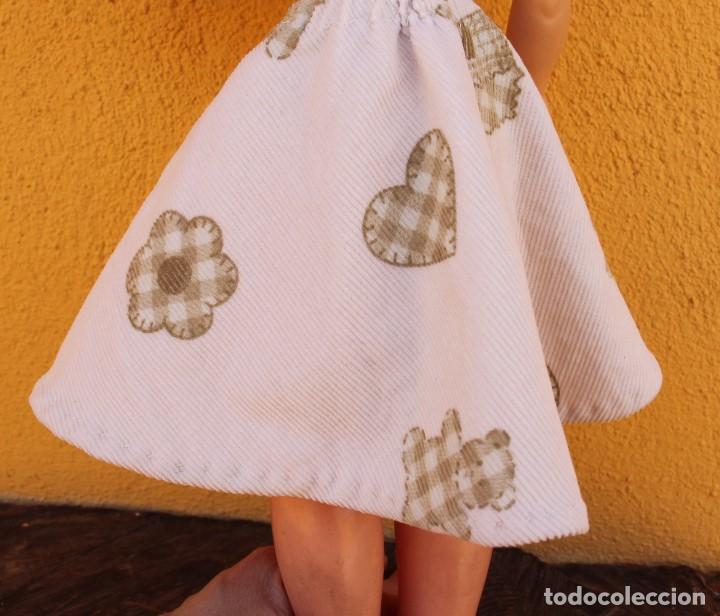 Reproducciones mu&ntilde;ecas espa&ntilde;olas: Falda de pana para Nancy - Foto 3