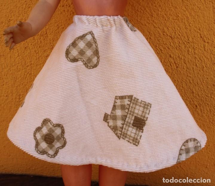Reproducciones mu&ntilde;ecas espa&ntilde;olas: Falda de pana para Nancy - Foto 4