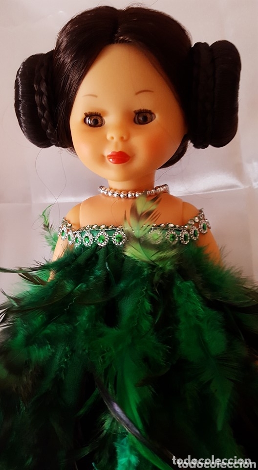 Reproducciones mu&ntilde;ecas espa&ntilde;olas: vestido de plumas para nancy - Foto 2
