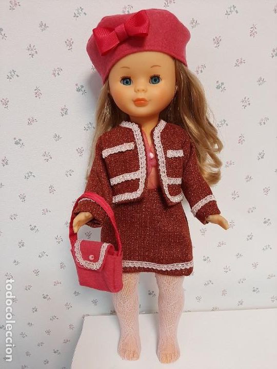 Reproducciones mu&ntilde;ecas espa&ntilde;olas: Traje, gorro y bolso para Nancy - Foto 1