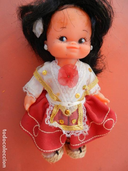 Reproducciones mu&ntilde;ecas espa&ntilde;olas: MU&Ntilde;ECA TRAJE T&Iacute;PICO DE ESPA&Ntilde;A. - Foto 1