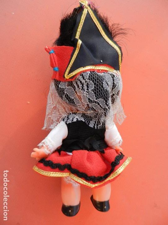 Reproducciones mu&ntilde;ecas espa&ntilde;olas: MU&Ntilde;ECA TRAJE T&Iacute;PICO DE ESPA&Ntilde;A. - Foto 3