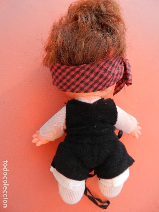 Reproducciones mu&ntilde;ecas espa&ntilde;olas: MU&Ntilde;ECO TRAJE T&Iacute;PICO DE ESPA&Ntilde;A. - Foto 3