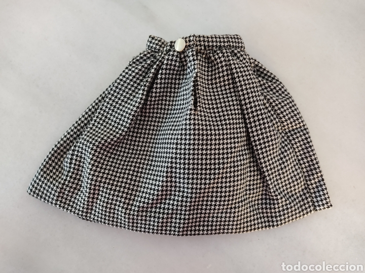 Reproducciones mu&ntilde;ecas espa&ntilde;olas: Falda mu&ntilde;eca sin marca tipo Nancy - Foto 2