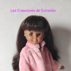 Reproducciones Muñecas Españolas: ABRIGO ROSA PARA NANCY. Lote 327521063