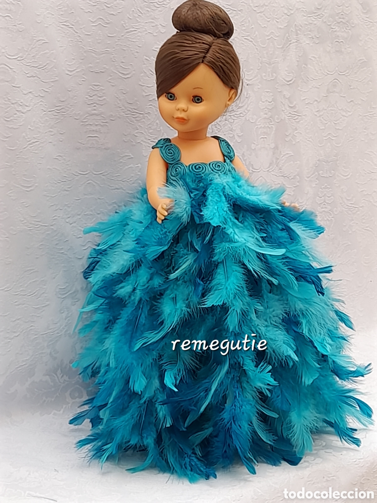Reproducciones mu&ntilde;ecas espa&ntilde;olas: Vestido de plumas para nancy - Foto 6