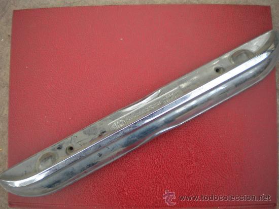 Voitures et Motocyclettes: EMBELLECEDOR-LUZ DE MATRICULA DE MERCEDES 220 SE ? 36X5