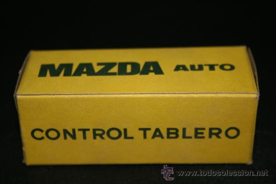 Automobili e Motociclette: Caja de lamparas 12 v. 3 W. rosca E-10.