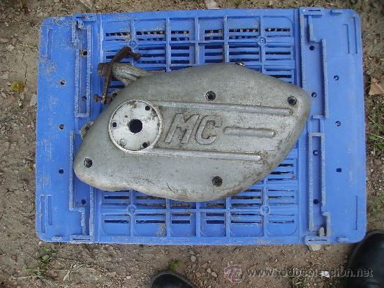 Coches y motocicletas: Tapa velomotor MC. - Foto 1