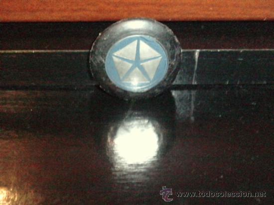 Coches y Motocicletas: CHRYSLER,ANTIGUO EMBLEMA,EL DE LA ESTRELLA,ORIGINAL A&Ntilde;OS 60-70,IDEAL COLECCIONISTAS Y RESTAURADORES