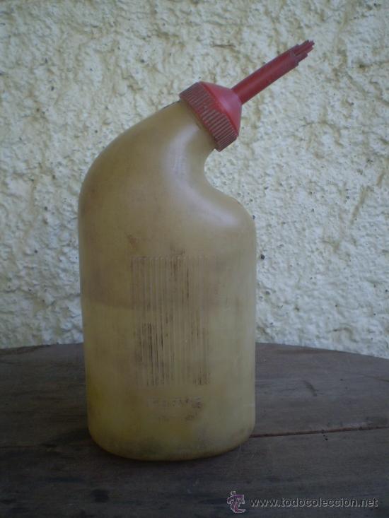 Voitures et Motocyclettes: ANTIGUA BOTELLA PARA AGUA PARA LA BATERIA MARCA FERBE