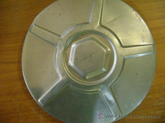 Coches y motocicletas: 2 tapacubos Simca 21,5 cm - Foto 1