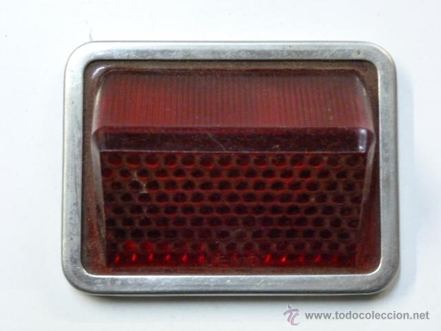 Coches y motocicletas: Catadioptrico rectangular 4,6 x 6 cm - Foto 1