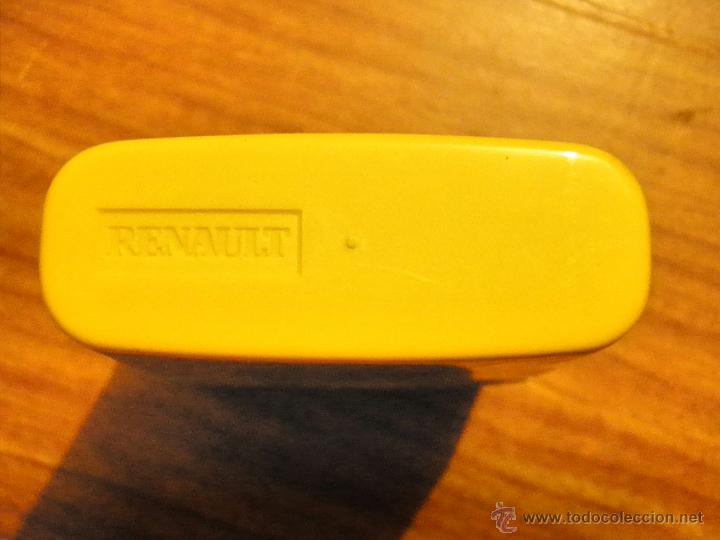 Coches y motocicletas: ANTIGUA LINTERNA RENAULT - Foto 4