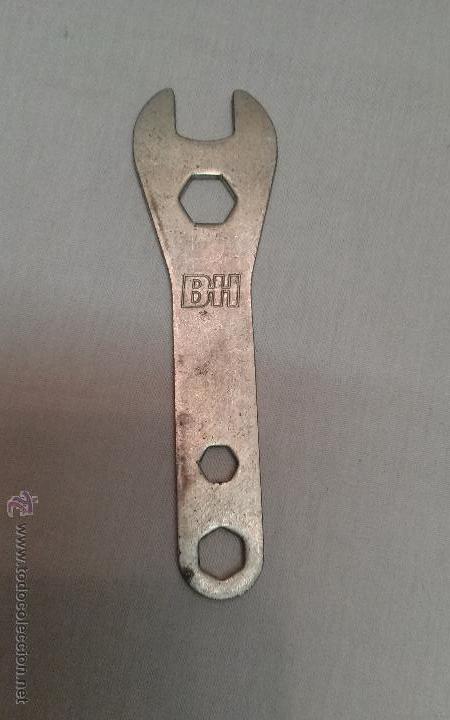 Autos und Motorr&auml;der: ANTIGUA LLAVE PARA BICICLETAS BH