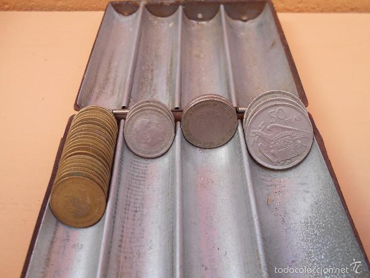 Automobili e Motociclette: ANTIGUA CAJA DE TAXISTA CON MONEDAS DE FRANCO