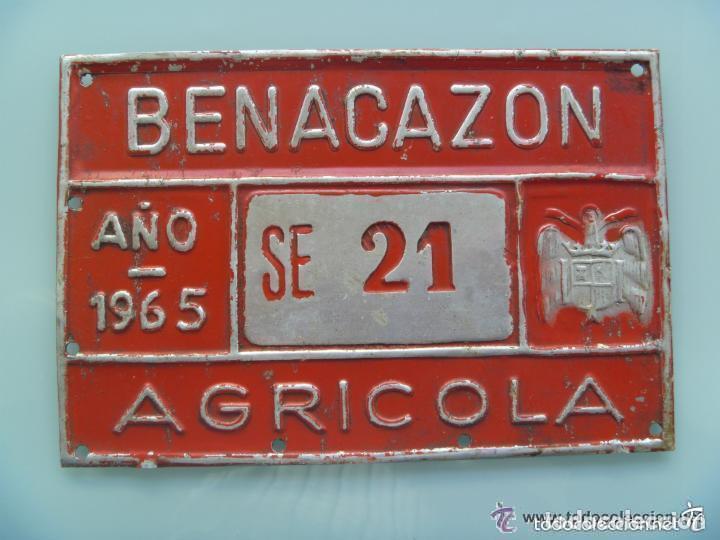 Automobili e Motociclette: PLACA DE CARRO O TRACTOR , AGRICOLA, DE 1965 . BENACAZON ( SEVILLA ). AGUILA DE SAN JUAN