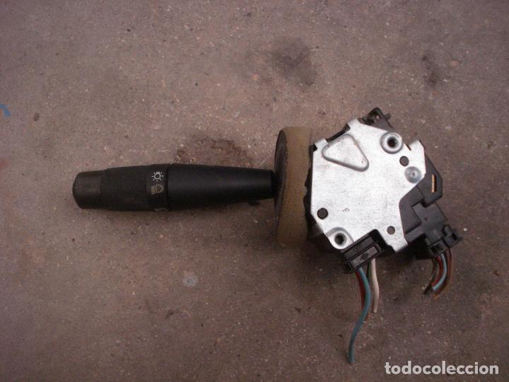 Coches y Motocicletas: Mando luces PEUGEOT 309