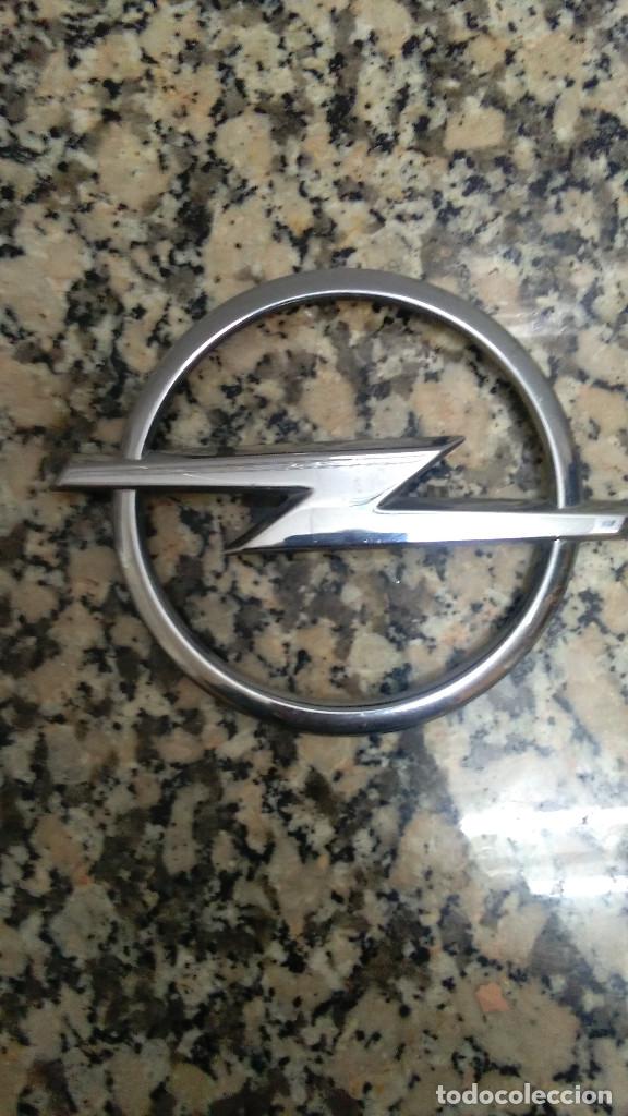 Voitures et Motocyclettes: EMBLEMA COCHE OPEL  VER FOTOS