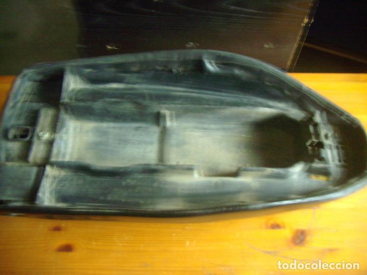 Coches y motocicletas: SILLIN ASIENTO DERBI - Foto 6