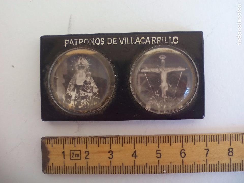 Autos und Motorr&auml;der: Antiguo adorno salpicadero de coche Patronos Villacarrillo.Cristo d la Vera-Cruz Virgen del Rosario
