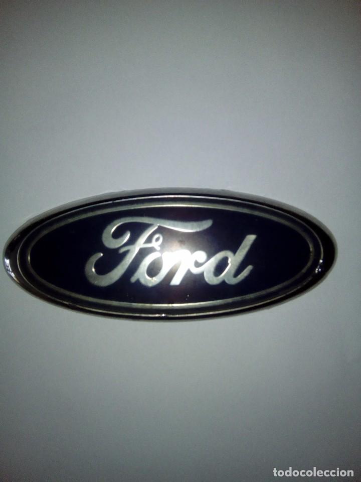 Autos und Motorr&auml;der: INSIGNIA,ESCUDO FORD.AUTOMOVIL A&Ntilde;OS 90