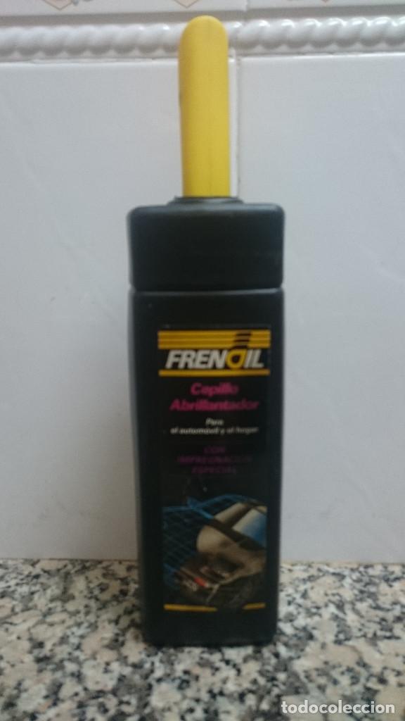 Voitures et Motocyclettes: ANTIGUO CEPILLO ABRILLANTADOR PARA EL AUTOMOVIL Y EL HOGAR FRENOIL