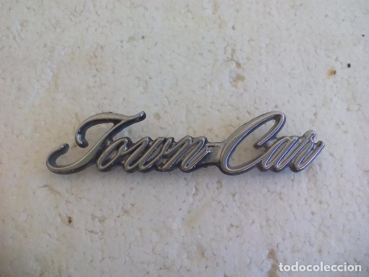 Automobili e Motociclette: Emblema original de coche Town Car Lincoln, simbolo, . Car Badge Emblem, symbol. Ford